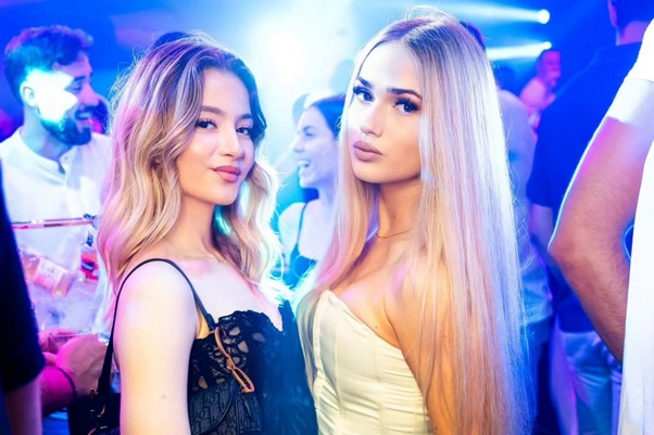 theclub1807261