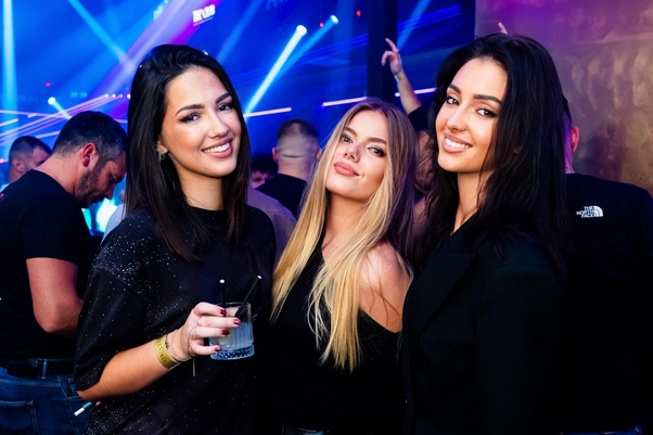theclub2310261